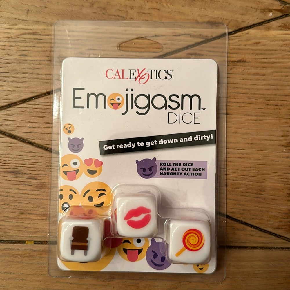 Brand New CaleXOtics Emojigasm Dice Game